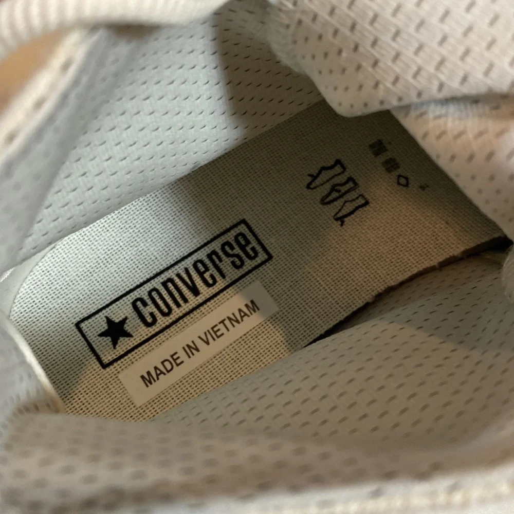 Converse High Top Sneakers Cream/White